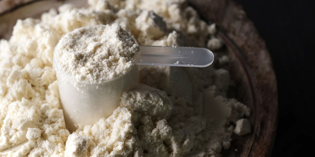 creatine-is-everywhere.-what-do-these-supplements-really-do-for-your-workouts—and-your-health?