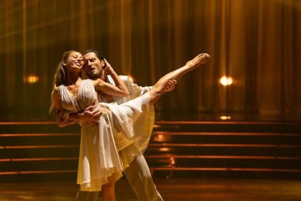 5-muscle-recovery-moves-from-the-long-time-physical-therapist-of-dancing-with-the-stars